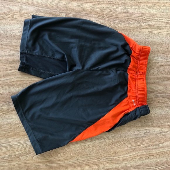 Kids athletic shorts - Picture 3 of 3
